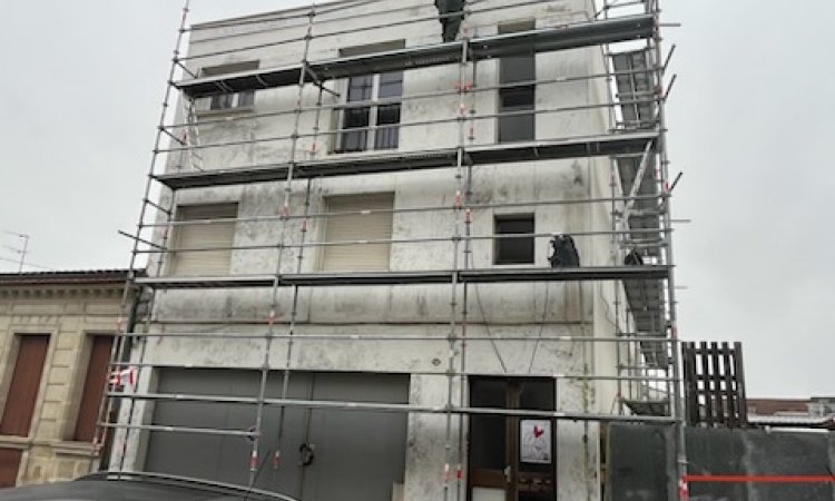 Ravalement de façade sur maison à Bordeaux